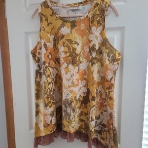 LOGO Lori Goldstein Lounge 1X Tank w/lace Maize